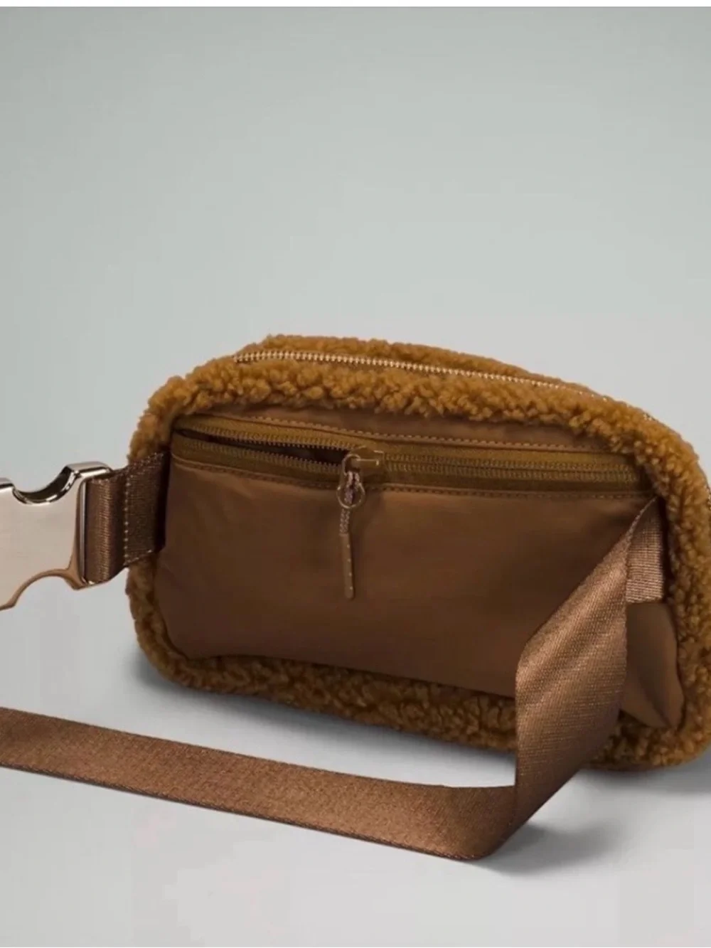 lululemon athletica Cozy Sherpa Waist Pack - Tan/Brown